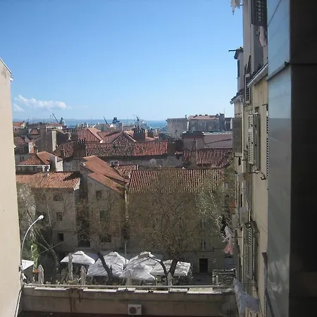 Split Central Guesthouse